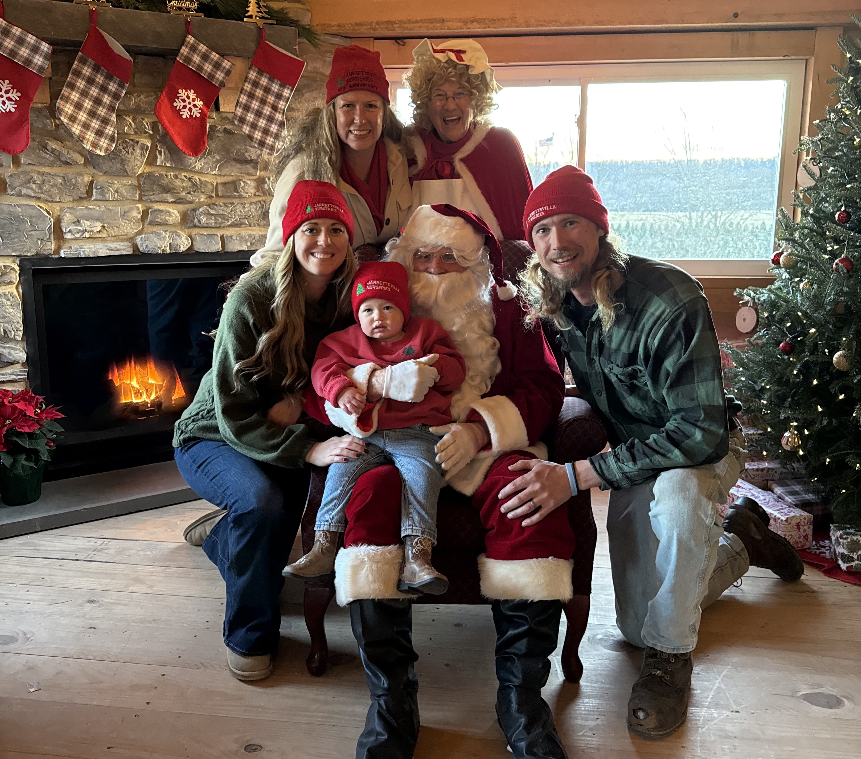 Anna, Dana, Brandon and Amanda Saulsbury